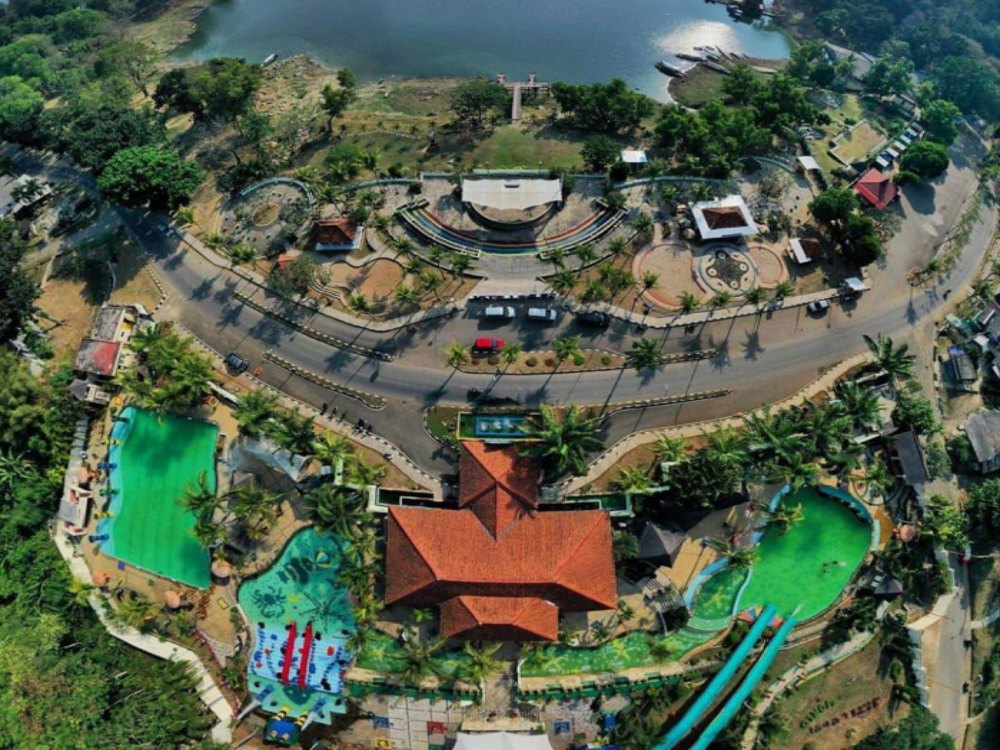 Hotel & Kawasan Wisata